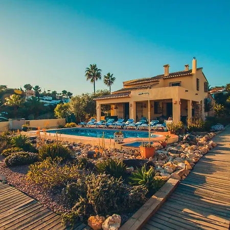 Villa Galante By Abahana Villas