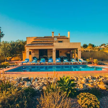 Villa Galante By Abahana Villas